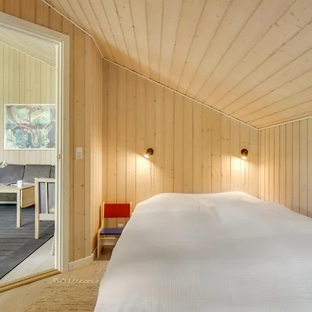 Anemone - 700m From The Sea By Interhome